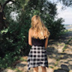 Meet your Posher, Marissa